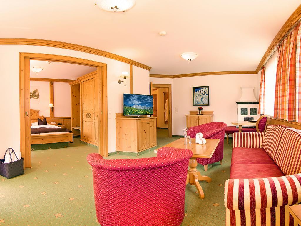 Alpenhotel Tirolerhof Neustift im Stubaital Pokoj fotografie