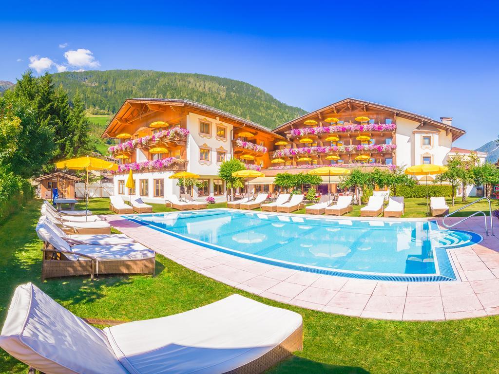 Alpenhotel Tirolerhof Neustift im Stubaital Exteriér fotografie